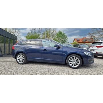 Volvo V60 2015,  2.0 diesel - Na sprzedaż za 47 900 zł - Płock - zdjęcie 10