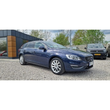 Volvo V60 2015,  2.0 diesel - Na sprzedaż za 47 900 zł - Płock - zdjęcie 9
