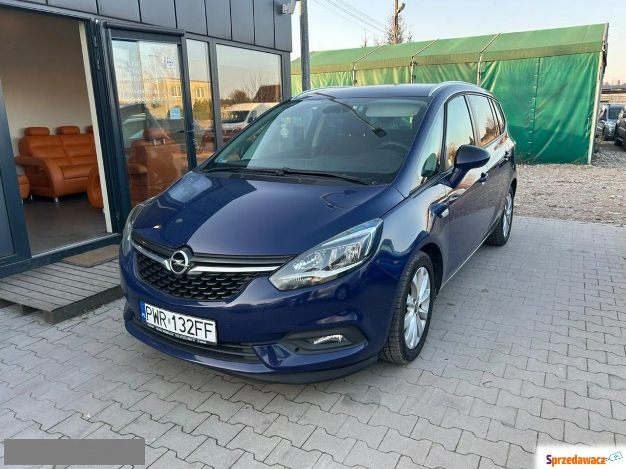 Opel Zafira 2016