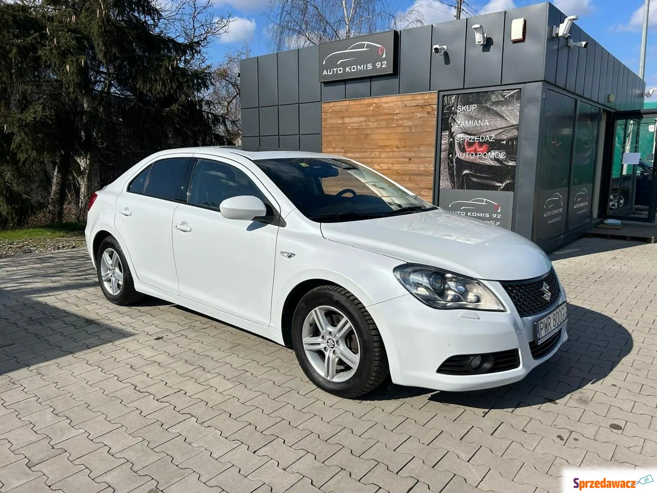 Suzuki Kizashi - Benzyna mały...