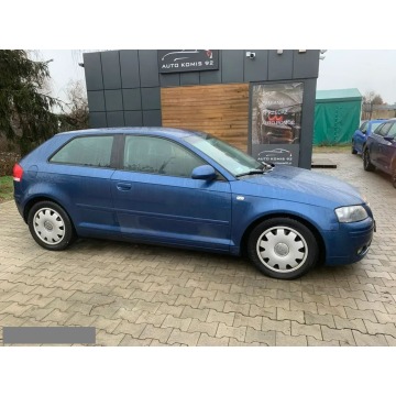 Audi A3  Liftback 2006,  1.6 benzyna - Na sprzedaż za 10 600 zł - Psary Małe - zdjęcie 2