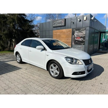 Suzuki Kizashi - Benzyna mały przebieg