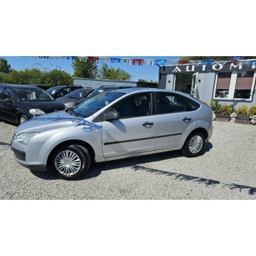 Ford Focus  Hatchback 2005,  1.6 benzyna - Na sprzedaż za 7 900,00 zł - Świdnica - zdjęcie 6