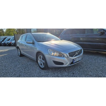 Volvo V60 2011,  1.6 diesel - Na sprzedaż za 27 900 zł - Płock - zdjęcie 3