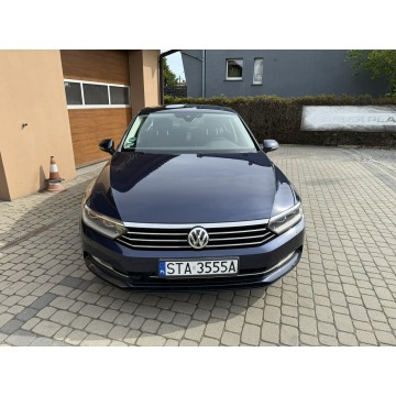 Volkswagen Passat  Sedan/Limuzyna 2017,  1.8 benzyna - Na sprzedaż za 41 900 zł - Orzech - zdjęcie 2