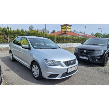 Seat Toledo  Hatchback 2015,  1.2 benzyna - Na sprzedaż za 19 900 zł - Częstochowa - zdjęcie 3