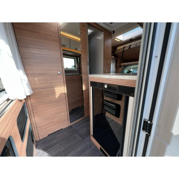 Weinsberg X-Cursion 500 LT - Półintegra dla 4... - Pojazdy specjalistyczne - Janki - zdjęcie 9