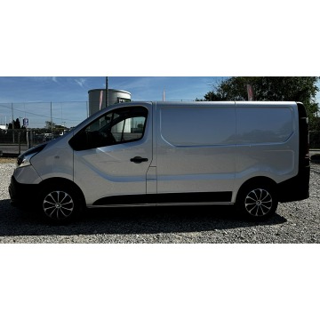 Renault Trafic 2015,  1.6 diesel - Na sprzedaż za 35 547 zł - Kutno - zdjęcie 9