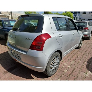 Suzuki Swift  Hatchback 2005,  1.3 benzyna - Na sprzedaż za 7 200,00 zł - Lublin - zdjęcie 6