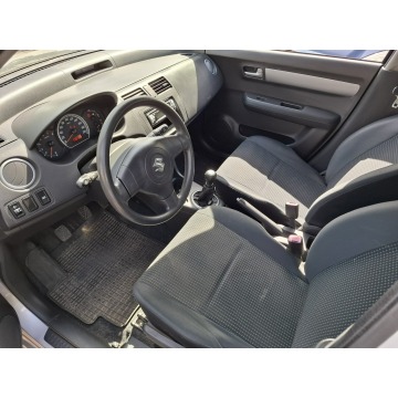 Suzuki Swift  Hatchback 2005,  1.3 benzyna - Na sprzedaż za 7 200,00 zł - Lublin - zdjęcie 10