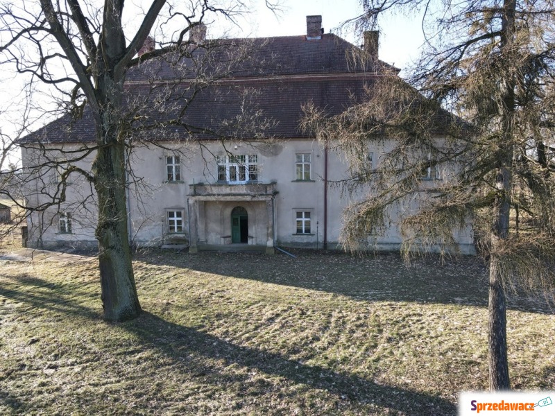 Na Sprzedaż Barokowy Dwór Bisk...