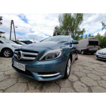 Mercedes - Benz B-klasa  Minivan/Van 2012,  1.6 benzyna - Na sprzedaż za 32 900 zł - Wałbrzych - zdjęcie 4