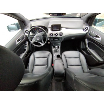 Mercedes - Benz B-klasa  Minivan/Van 2012,  1.6 benzyna - Na sprzedaż za 32 900 zł - Wałbrzych - zdjęcie 7