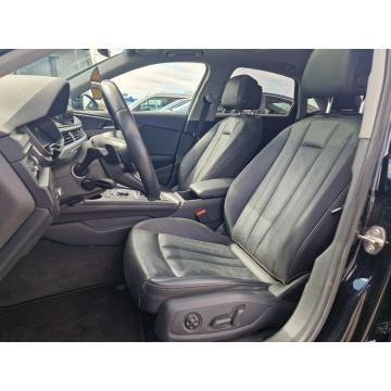 Audi A4  Sedan/Limuzyna 2019,  2.0 benzyna, automat - Na sprzedaż za 89 900 zł - Żory - zdjęcie 12