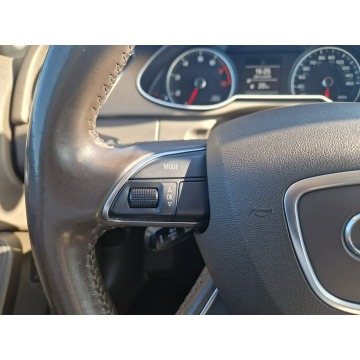 Audi A4 Allroad 2013,  2.0 benzyna, automat - Na sprzedaż za 54 900 zł - Żory - zdjęcie 12