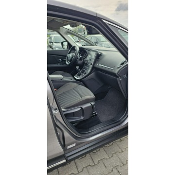 Renault Scenic  Minivan/Van 2019,  1.8 diesel, automat - Na sprzedaż za 51 700 zł - Żory - zdjęcie 8