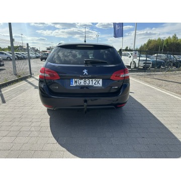 Peugeot 308 2016,  1.2 benzyna - Na sprzedaż za 29 800 zł - Lipówki - zdjęcie 6