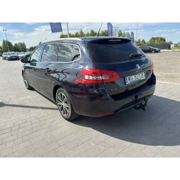 Peugeot 308 2016,  1.2 benzyna - Na sprzedaż za 29 800 zł - Lipówki - zdjęcie 5