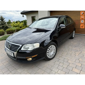 Volkswagen Passat - 09r. 1.6 MPI sedan z Niemiec bezwypadkowy tempomat podg.fotele