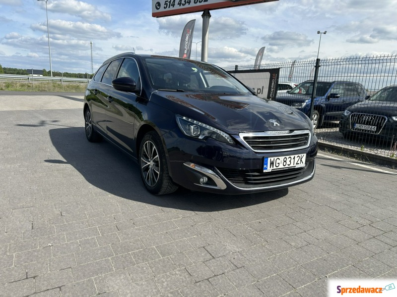 Peugeot 308 2016,  1.2 benzyna - Na sprzedaż za 29 800 zł - Lipówki