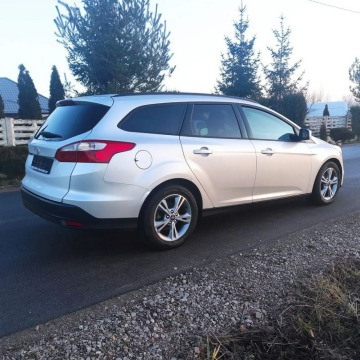 Ford Focus 2014,  1.6 diesel - Na sprzedaż za 21 800 zł - Nowe Miasto nad Pilicą - zdjęcie 5