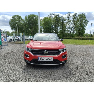 Volkswagen T-Roc  SUV 2018,  2.0 benzyna, automat - Na sprzedaż za 69 900 zł - Goczałkowice-Zdrój - zdjęcie 2
