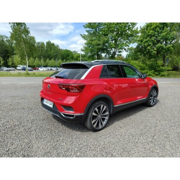 Volkswagen T-Roc  SUV 2018,  2.0 benzyna, automat - Na sprzedaż za 69 900 zł - Goczałkowice-Zdrój - zdjęcie 4