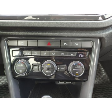 Volkswagen T-Roc  SUV 2018,  2.0 benzyna, automat - Na sprzedaż za 69 900 zł - Goczałkowice-Zdrój - zdjęcie 10