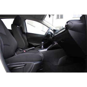 Mazda 2  Hatchback 2018,  1.5 benzyna - Na sprzedaż za 42 000 zł - Warszawa - zdjęcie 6