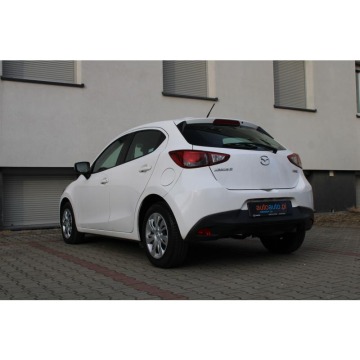Mazda 2  Hatchback 2018,  1.5 benzyna - Na sprzedaż za 42 000 zł - Warszawa - zdjęcie 4