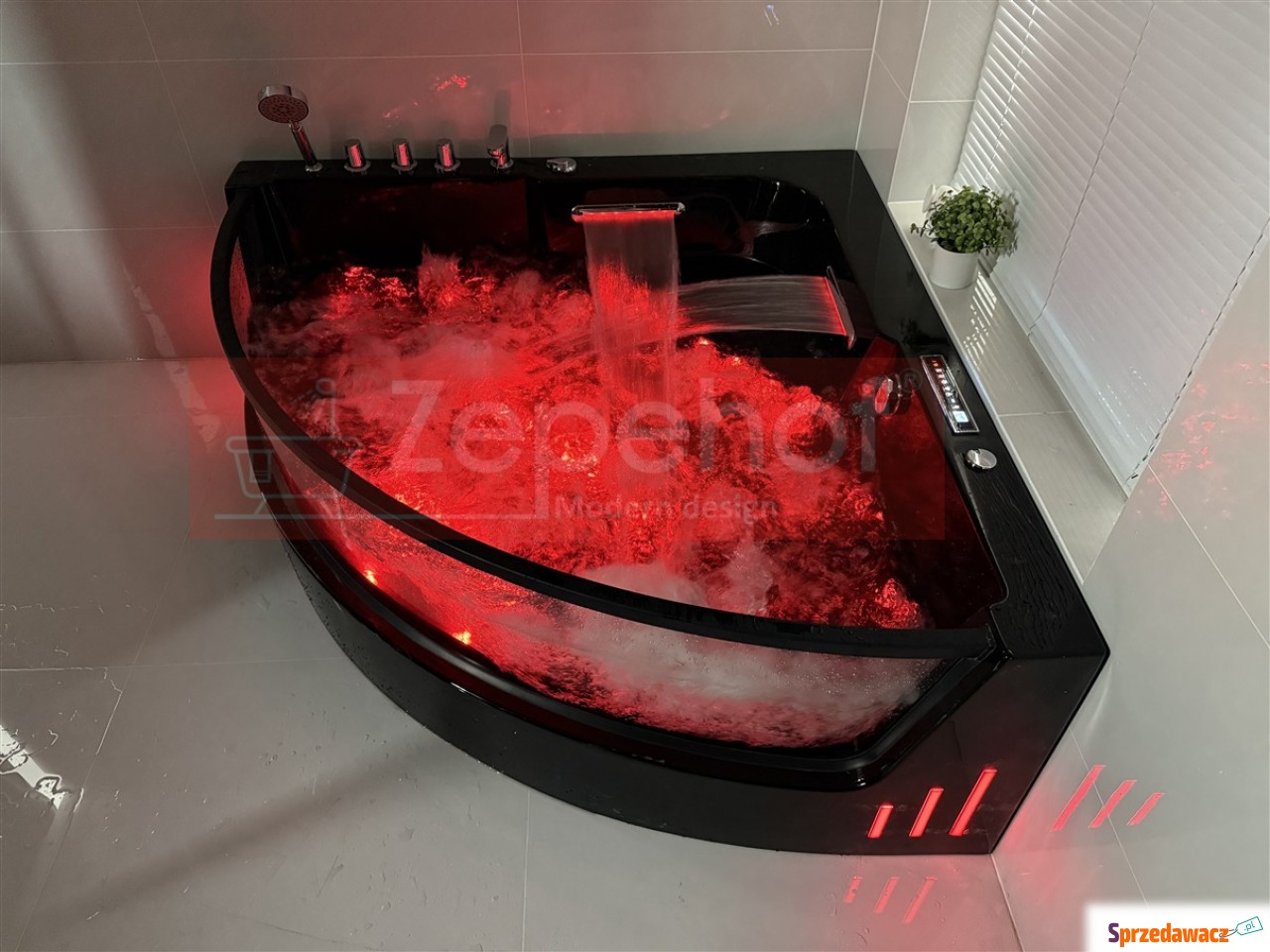 Wanna z hydromasażem CN-3131 LED...