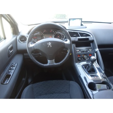 Peugeot 3008 2016,  1.6 diesel - Na sprzedaż za 28 900 zł - Częstochowa - zdjęcie 11
