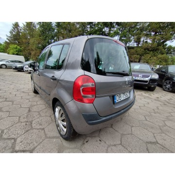 Renault Modus  Hatchback 2008,  1.2 benzyna - Na sprzedaż za 8 900,00 zł - Wałbrzych - zdjęcie 5