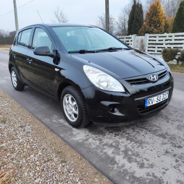 Hyundai i20  Hatchback 2011,  1.2 benzyna - Na sprzedaż za 15 900 zł - Nowe Miasto nad Pilicą - zdjęcie 3