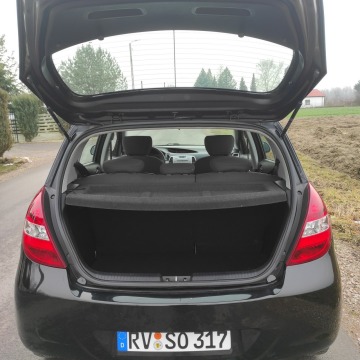 Hyundai i20  Hatchback 2011,  1.2 benzyna - Na sprzedaż za 15 900 zł - Nowe Miasto nad Pilicą - zdjęcie 9
