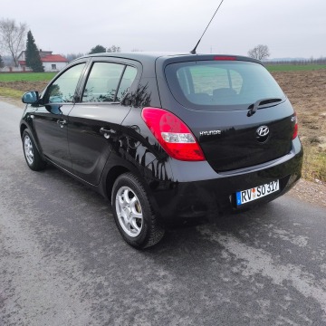 Hyundai i20  Hatchback 2011,  1.2 benzyna - Na sprzedaż za 15 900 zł - Nowe Miasto nad Pilicą - zdjęcie 7