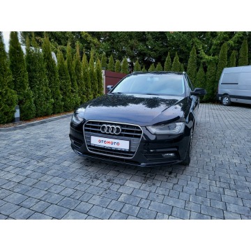 Audi A4 - ** Bogata Wyposazenie ** 2,0 TDI ** Bezwypadkowa **