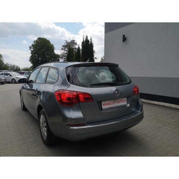 Opel Astra 2014,  1.4 benzyna - Na sprzedaż za 29 900 zł - Strzegom - zdjęcie 8