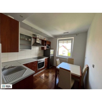 2pok, 55met, okolice Kościańskiej BALKON Piwnica 2004 (Wrocław)