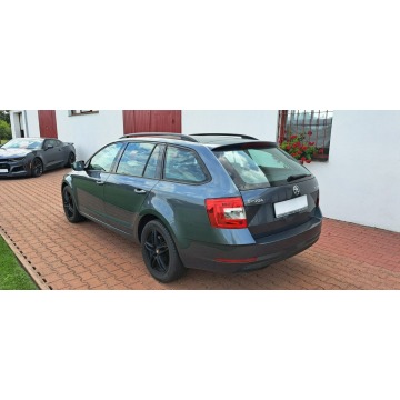 Skoda Octavia 2019,  1.5 benzyna, automat - Na sprzedaż za 67 800 zł - Paproć - zdjęcie 4