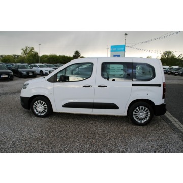 Toyota ProAce 2020,  1.5 diesel - Na sprzedaż za 46 900 zł - Warszawa - zdjęcie 9