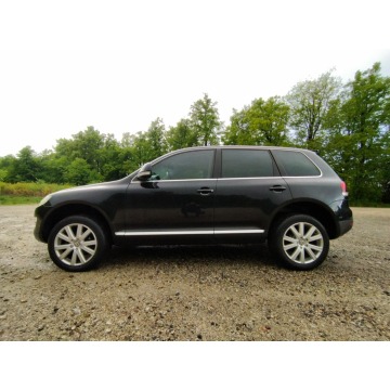Volkswagen Touareg  SUV 2009,  2.5 diesel, automat - Na sprzedaż za 29 900 zł - Wałbrzych - zdjęcie 5