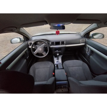 Opel Vectra 2007,  2.0 diesel - Na sprzedaż za 5 900,00 zł - Wałbrzych - zdjęcie 8