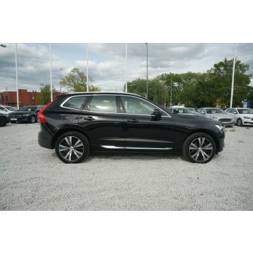 Volvo   SUV 2022,  2.0 benzyna, automat - Na sprzedaż za 167 000 zł - Poznań - zdjęcie 5