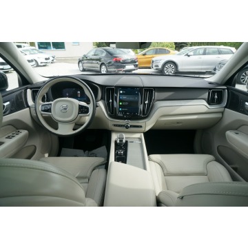 Volvo   SUV 2022,  2.0 benzyna, automat - Na sprzedaż za 167 000 zł - Poznań - zdjęcie 10