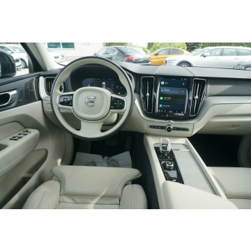 Volvo   SUV 2022,  2.0 benzyna, automat - Na sprzedaż za 167 000 zł - Poznań - zdjęcie 11