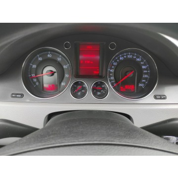 Volkswagen Passat  Sedan/Limuzyna 2005,  1.6 benzyna - Na sprzedaż za 11 900 zł - Nowe Miasto nad Pilicą - zdjęcie 10