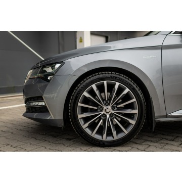 Skoda Superb 2021,  2.0 diesel, automat - Na sprzedaż za 135 500 zł - Warszawa - zdjęcie 9