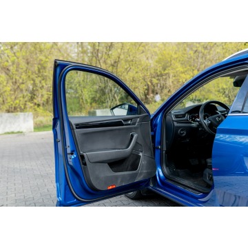 Skoda Superb 2022,  2.0 diesel, automat - Na sprzedaż za 155 000 zł - Warszawa - zdjęcie 6