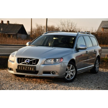 Volvo V70 2010,  2.0 benzyna, automat - Na sprzedaż za 23 999 zł - Nowe Sójki - zdjęcie 3